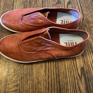 Women’s size 8 Frye shoes